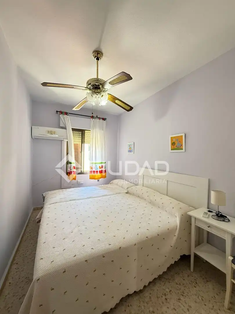 Dormitori de Casa o xalet en venda en Chipiona amb Aire condicionat i Terrassa