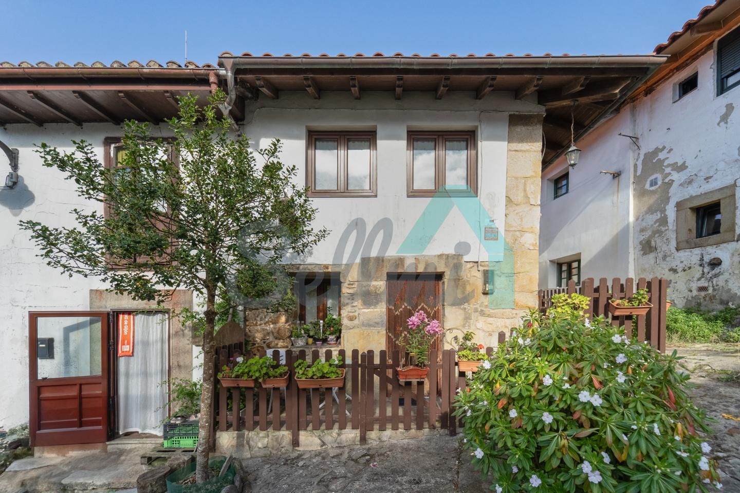Vista exterior de Casa adosada en venta en Villaviciosa con Terraza y Trastero