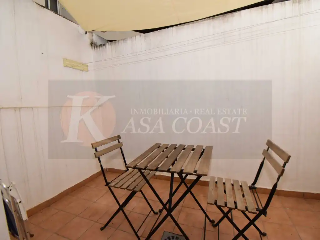 Terraza de Piso en venta en Fuengirola con Balcón