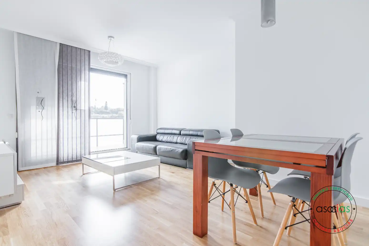 Living room of Flat for sale in Gijón   with Heating, Terrace and Storage room