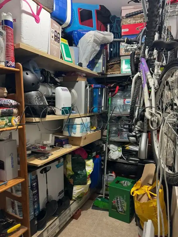 Wohnung zum Verkauf in Borox mit Klimaanlage, Heizung und Abstellraum
