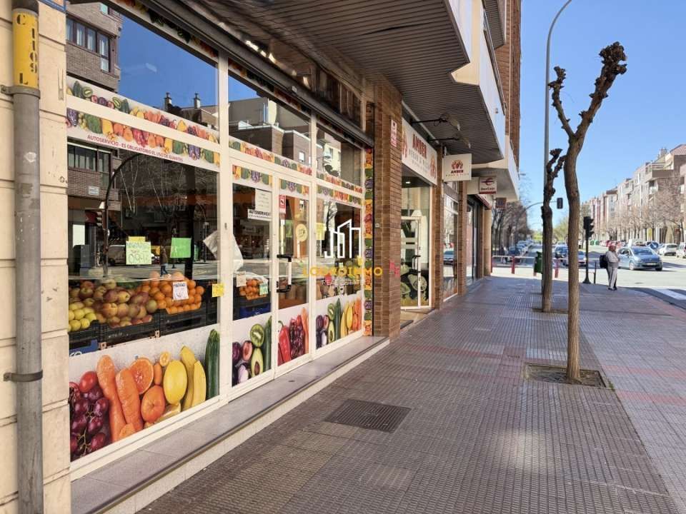 Geschaftsraum zum verkauf in San Adrián
