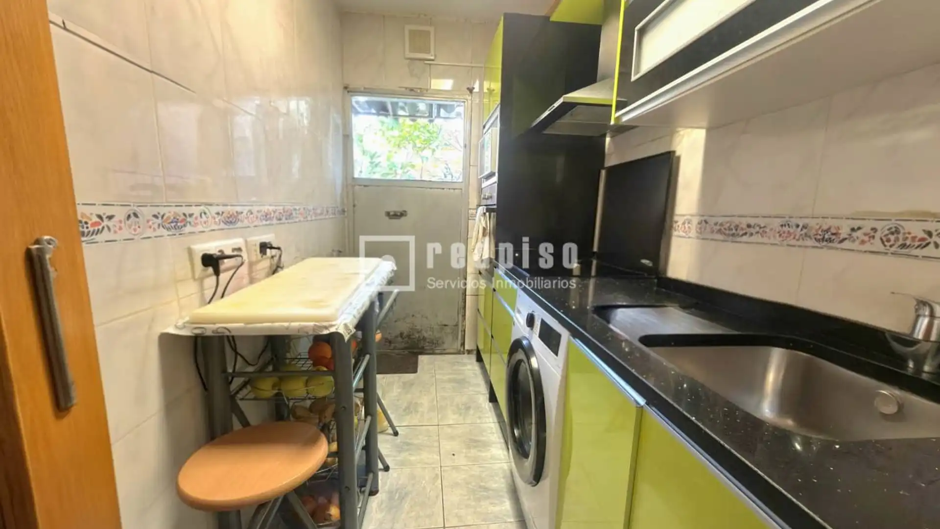Kitchen of Flat for sale in Alcalá de Henares  with Air Conditioner, Heating and Parquet flooring