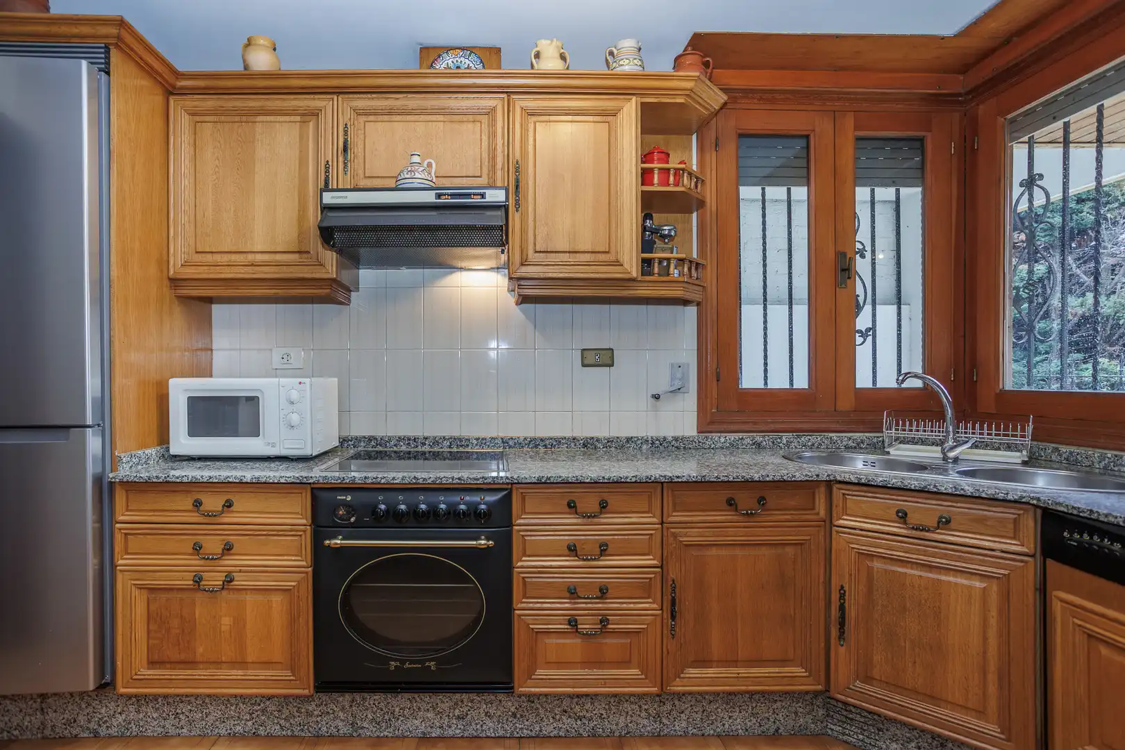 Cocina de Finca rústica en venta en O Barco de Valdeorras   con Amueblado