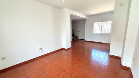 Foto 3 de Casa adosada en venta en Calle Pintor Murillo, Campillos, Málaga