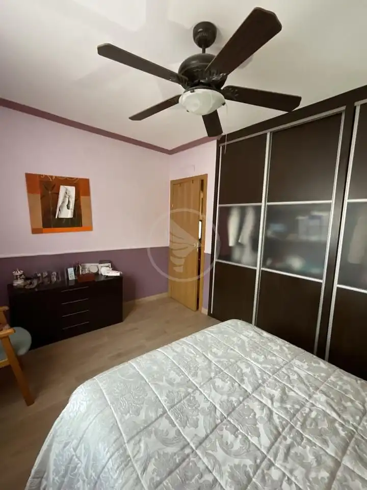 Schlafzimmer von Maisonette zum Verkauf in Linares mit Klimaanlage