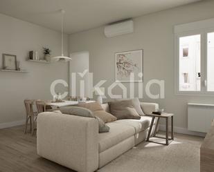Sala d'estar de Pis en venda en  Madrid Capital amb Aire condicionat i Calefacció