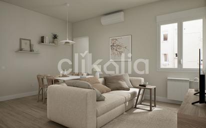 Living room of Flat for sale in  Madrid Capital  with Air Conditioner and Heating