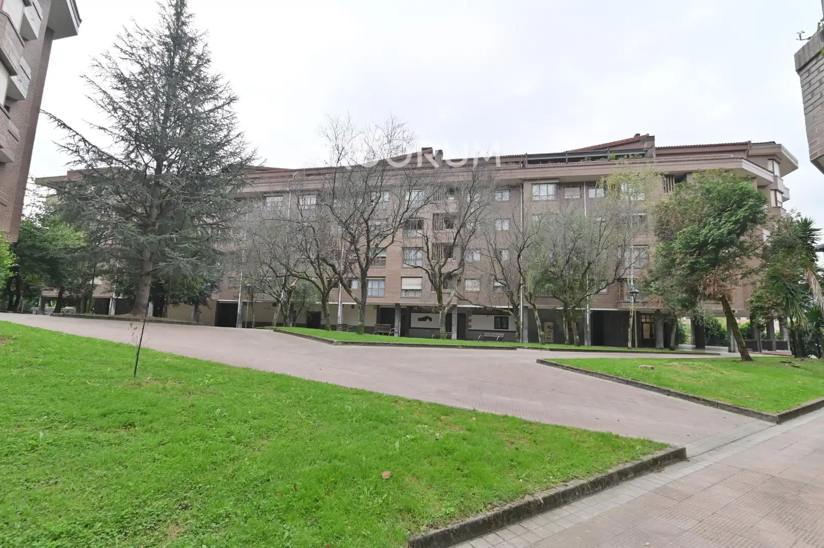 Außenansicht von Wohnung zum Verkauf in Galdakao mit Klimaanlage, Heizung und Möbliert