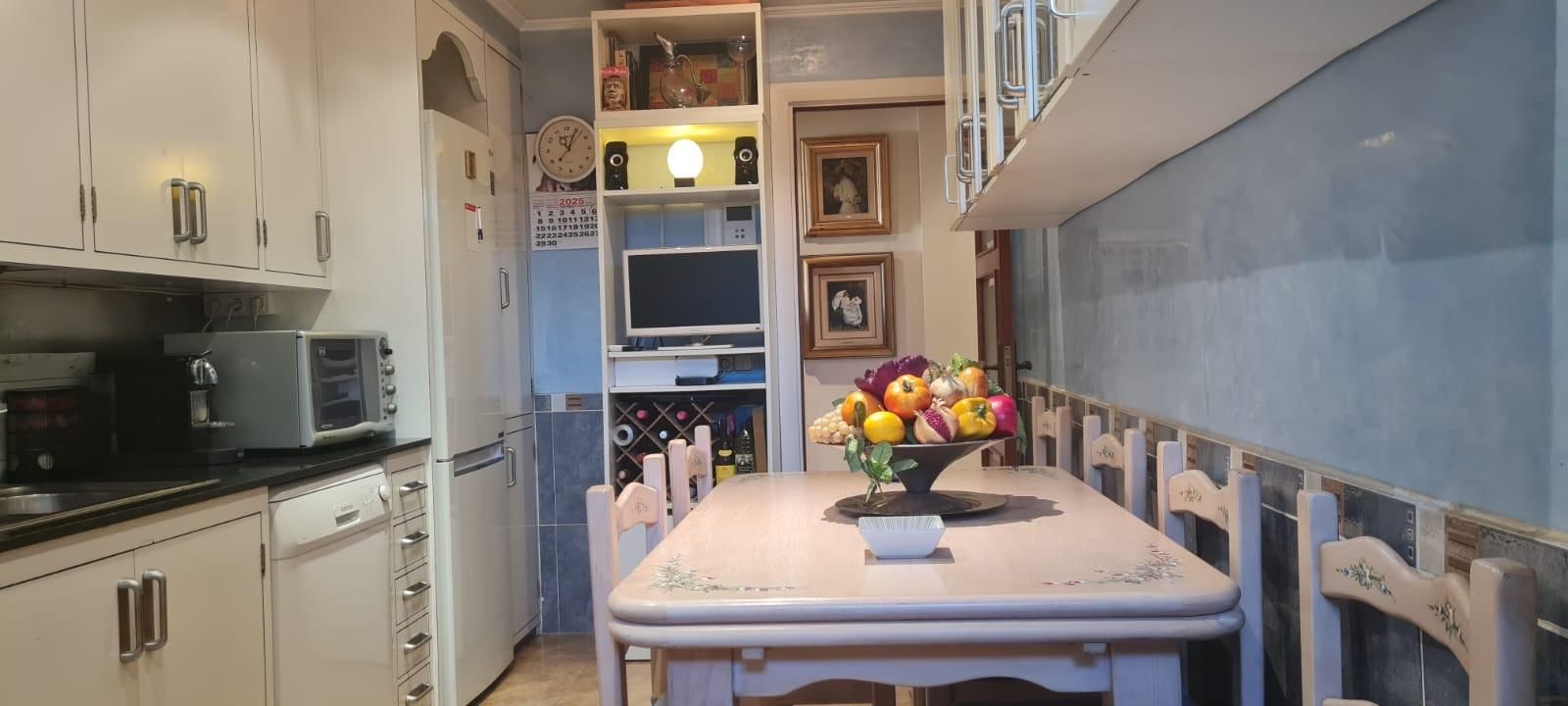 Kitchen of Flat for sale in  Palma de Mallorca  with Air Conditioner, Parquet flooring and Terrace