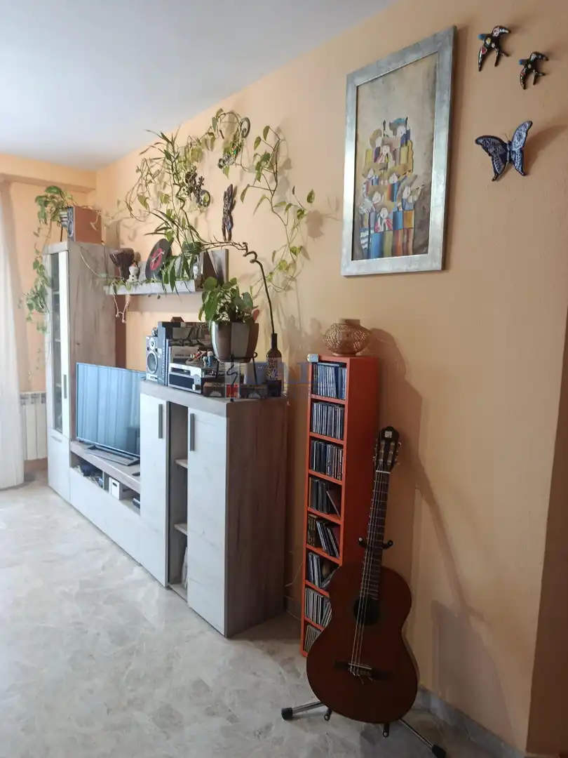 Flat with balcony for sale in Valdepeñas, imagen 3