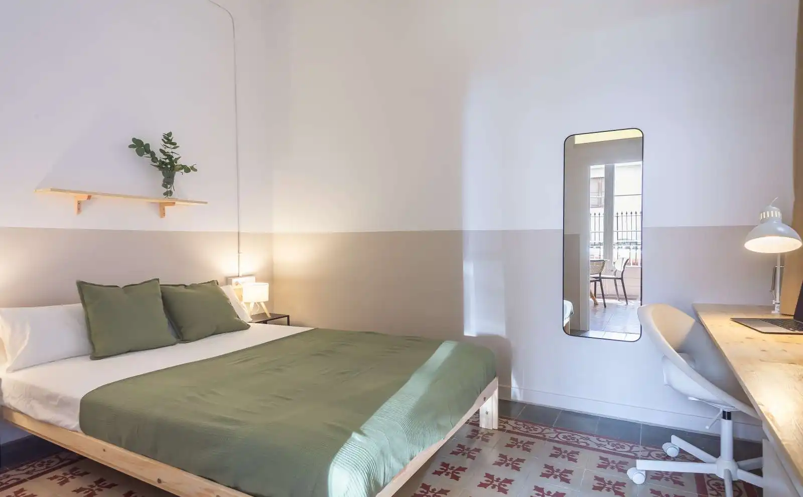 Bedroom of Flat for share in  Barcelona Capital  with Air Conditioner, Heating and Terrace