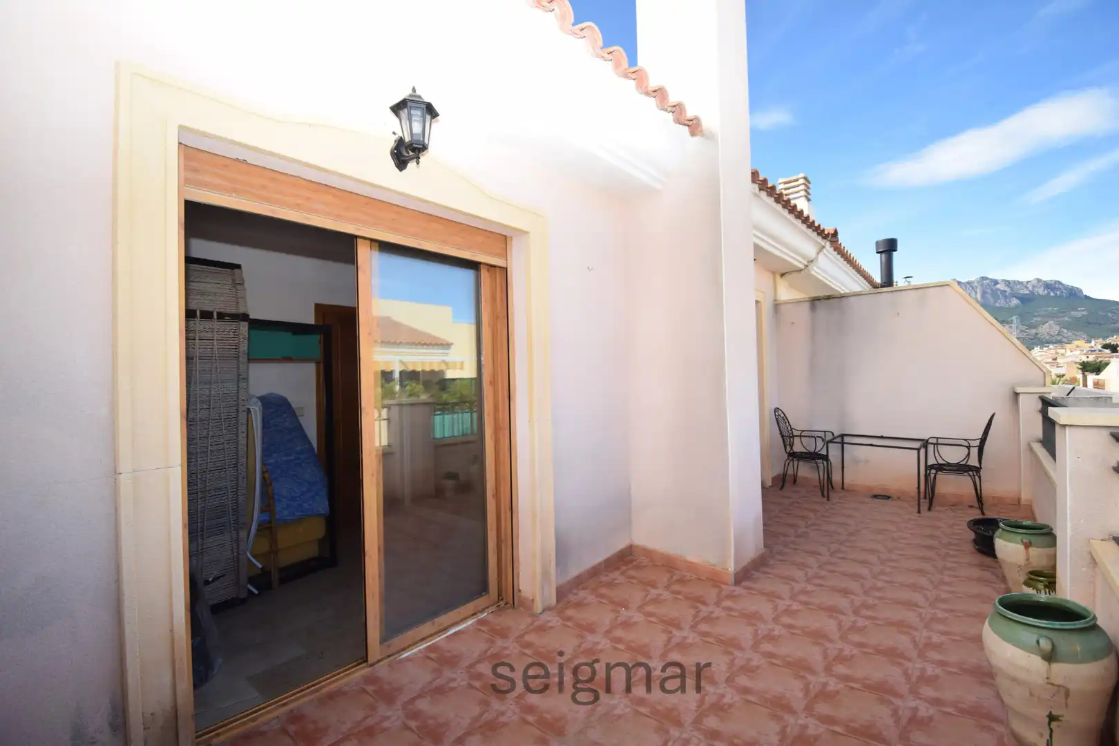 Jardín de Casa adosada en venta en La Nucia con Terraza, Horno y Lavadora