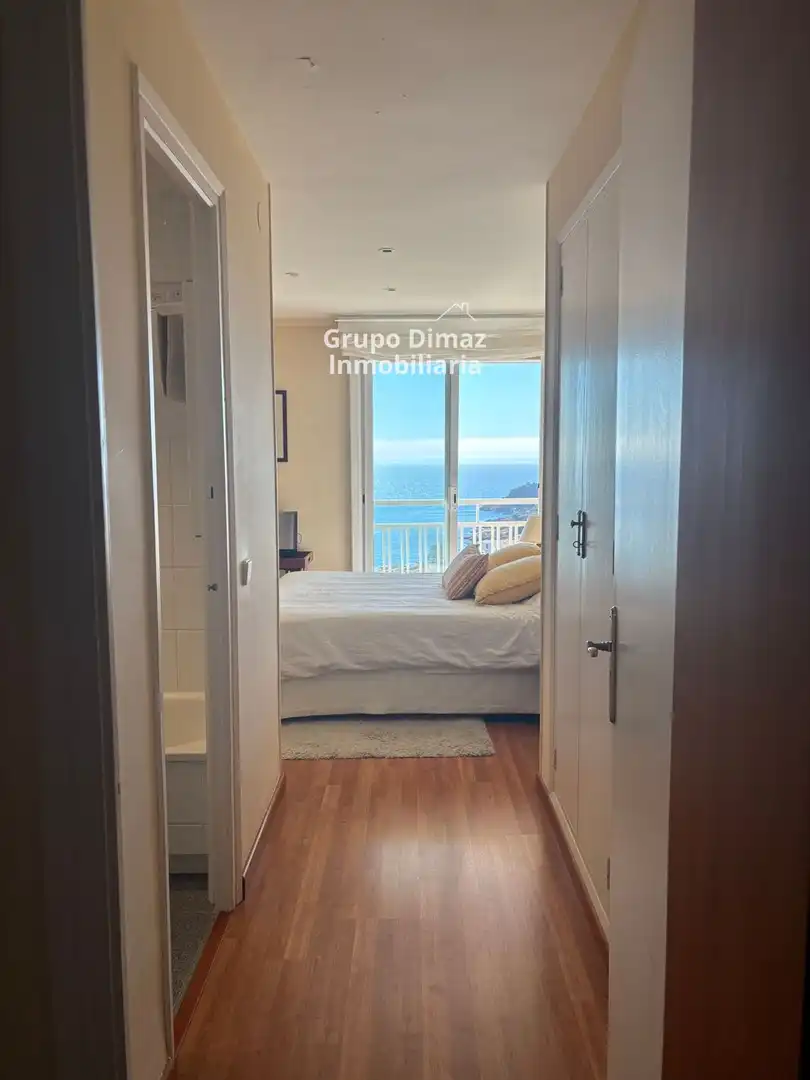 Habitación de Ático en venta en Sant Feliu de Guíxols con Calefacción, Terraza y Piscina