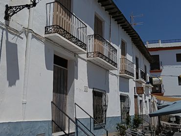 Casa amb balcó en venda a Alpujarra de la Sierra