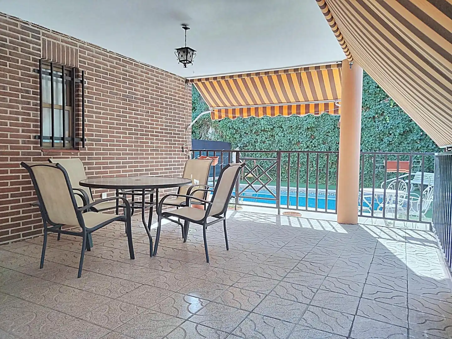 Terrace of Detached homes for sale in Los Villares