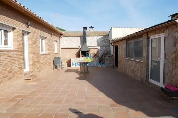 Xalet amb jardí en venda a Carrer Riu Besòs 6, imagen 18