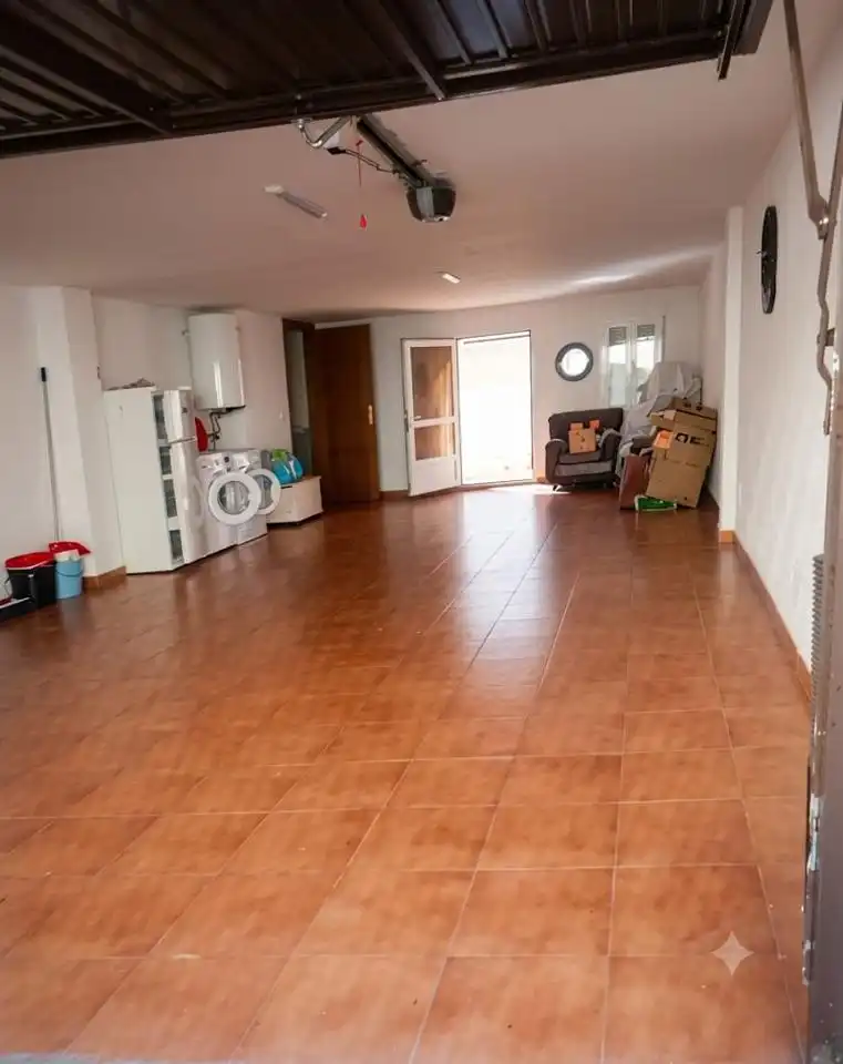 Casa o xalet en venda en Valdeobispo amb Aire condicionat