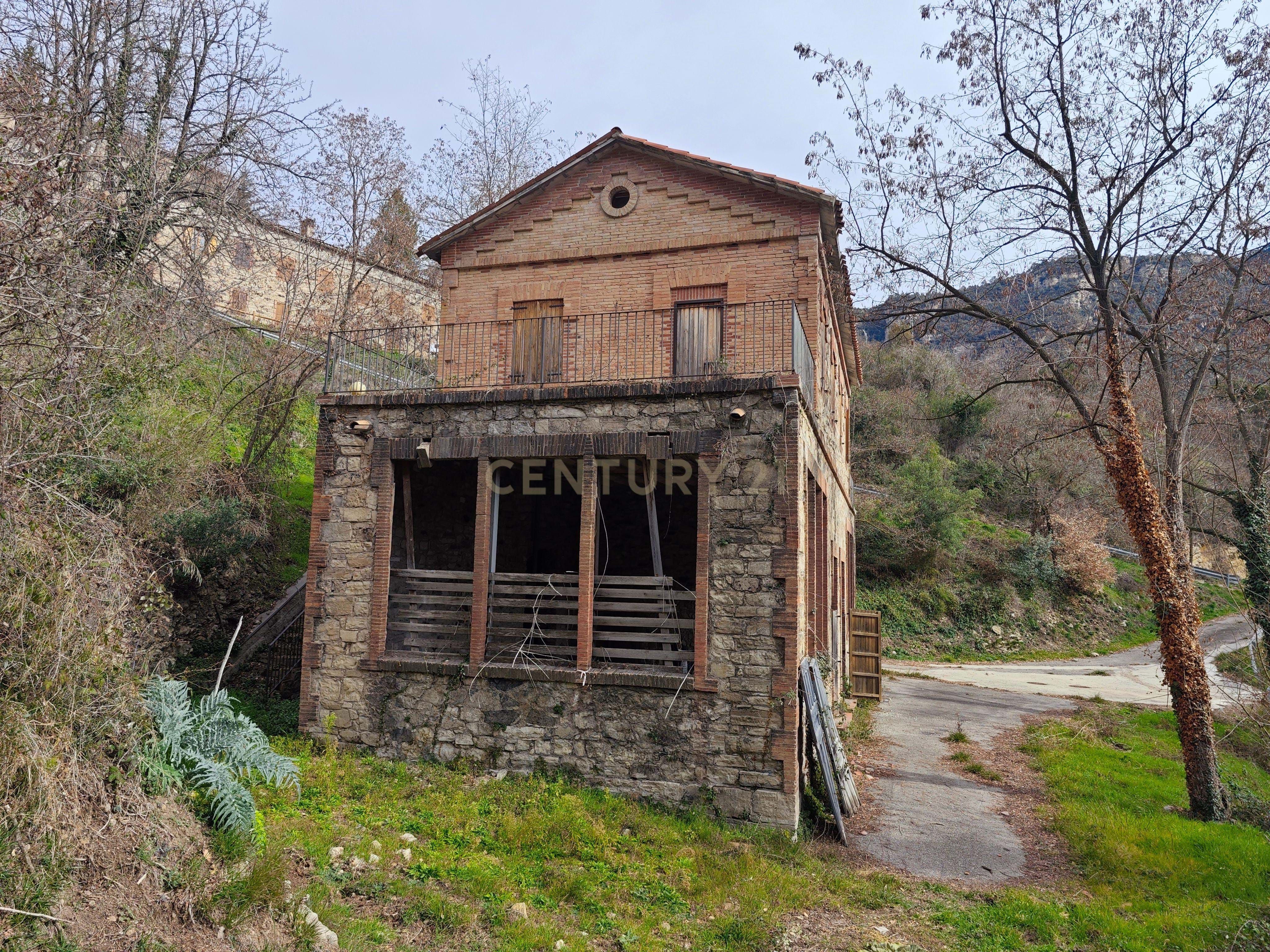 Exterior view of Building for sale in Cercs