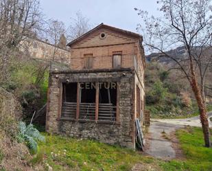 Exterior view of Building for sale in Cercs