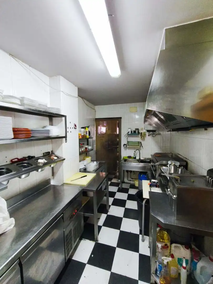 Business premises for transfer in El Perchel, imagen 9