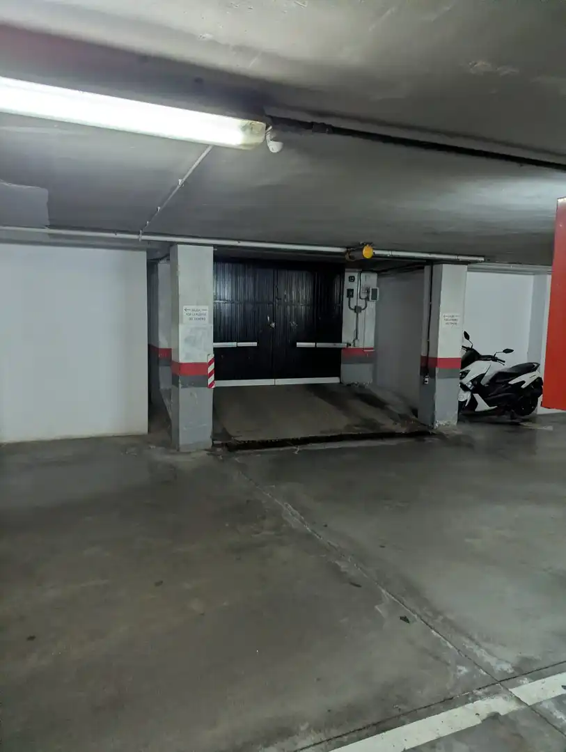 Garage zum Verkauf in Hipódromo