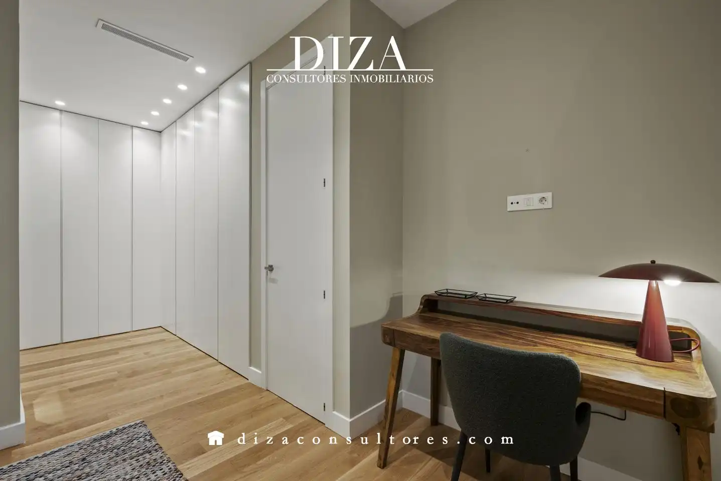 Flat with lift for sale in De Columela, imagen 26
