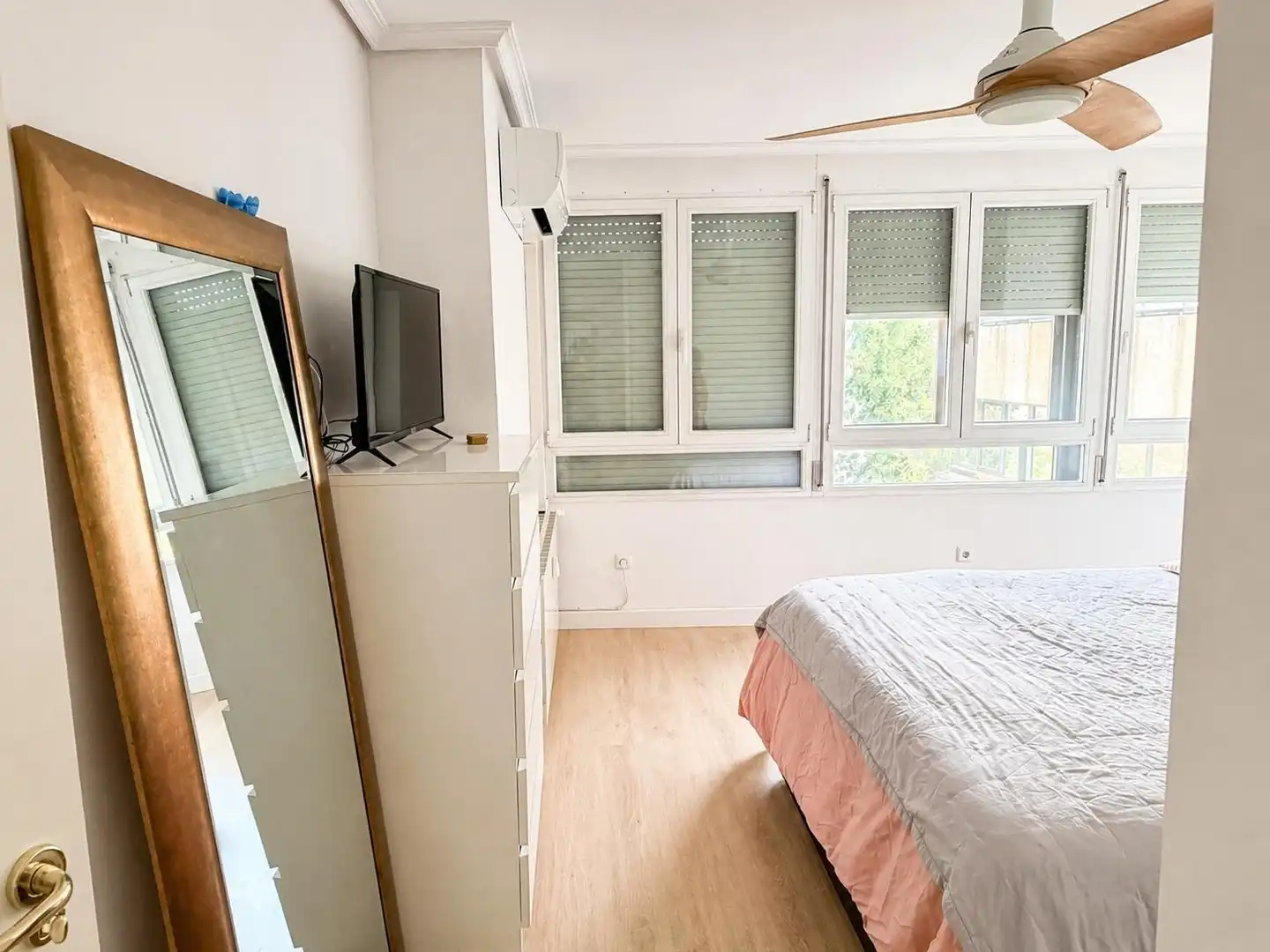 Habitación de Piso en venta en Madrid con Aire acondicionado, Calefacción y Jardín privado