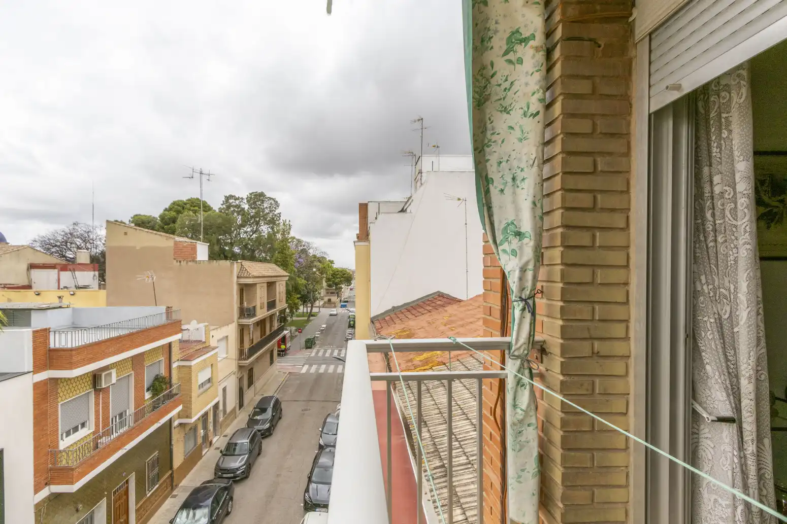 Vista exterior de Piso en venta en Foios con Aire acondicionado y Balcón
