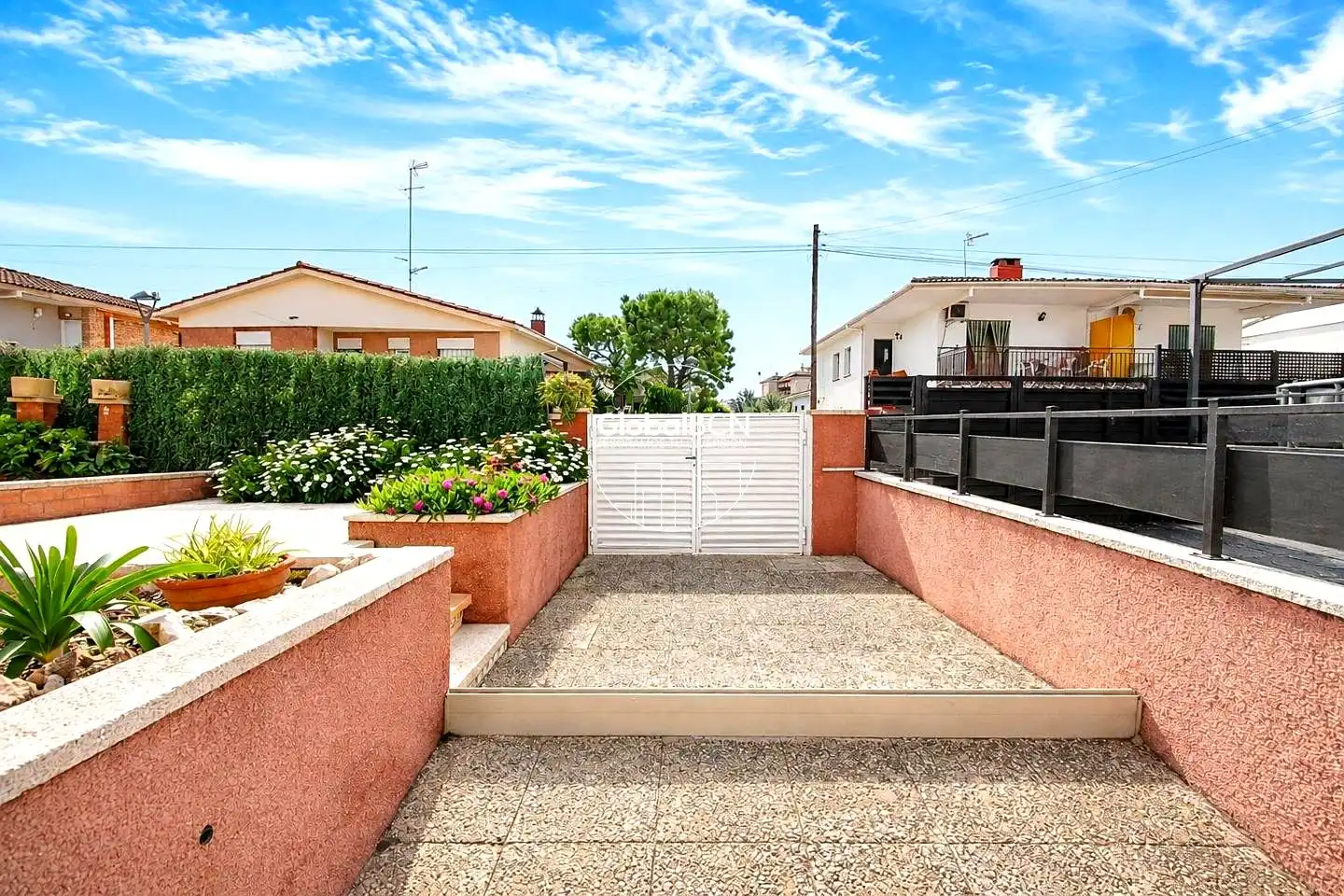 Casa amb terrassa en venda a calle del Ter, imagen 40