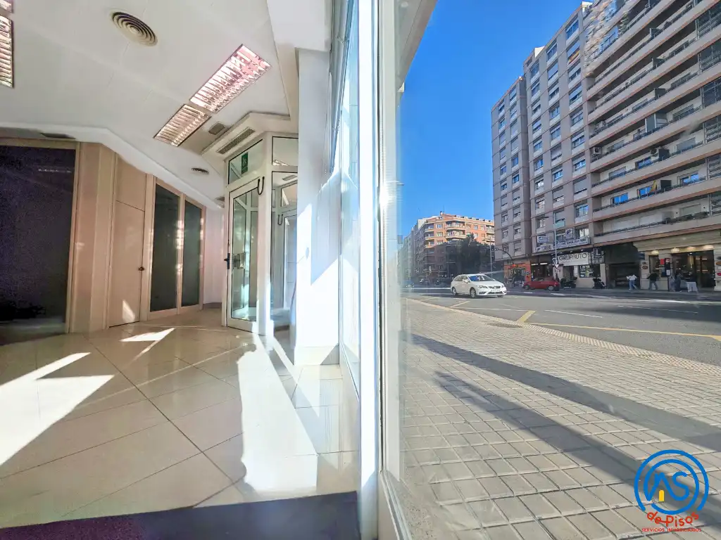 Gewerbefläche zum Verkauf in Avenida Francisco de Goya 2, imagen 8