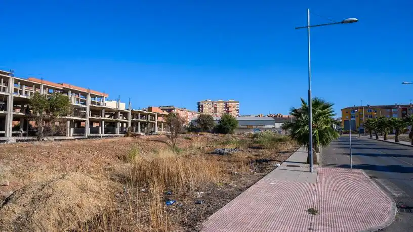 Edificio en venta en Linares