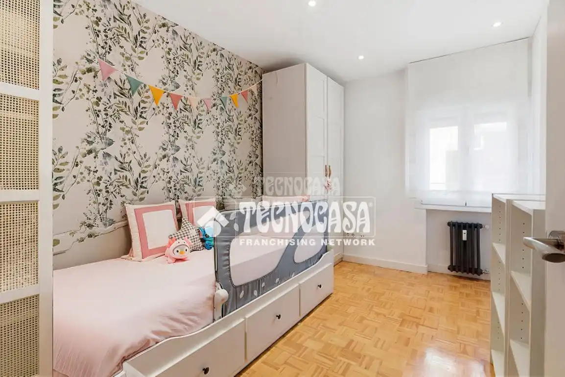 Habitación de Piso en venta en Madrid con Aire acondicionado
