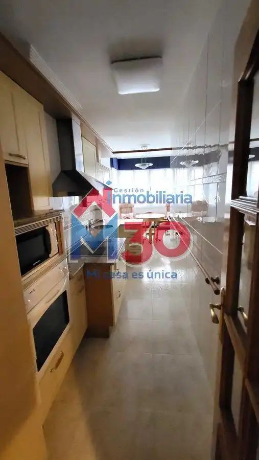 Cocina de Piso en venta en Vitoria - Gasteiz con Calefacción, Parquet y Terraza