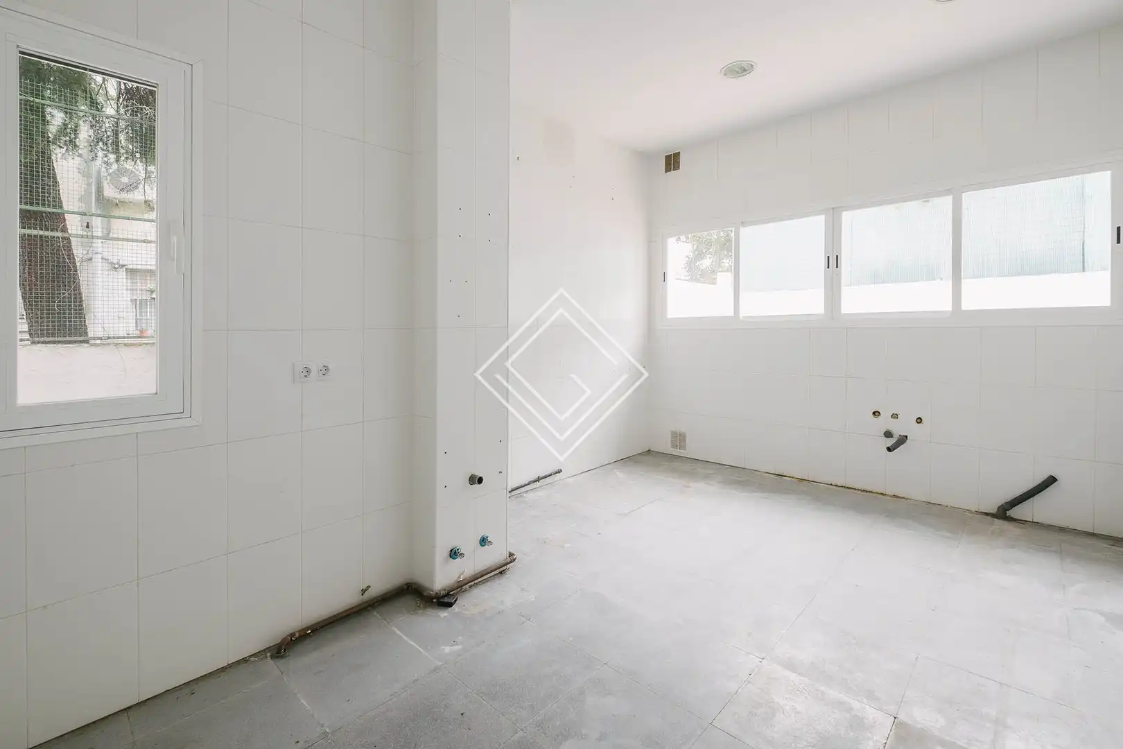 Bedroom of Buildings for sale in Madrid