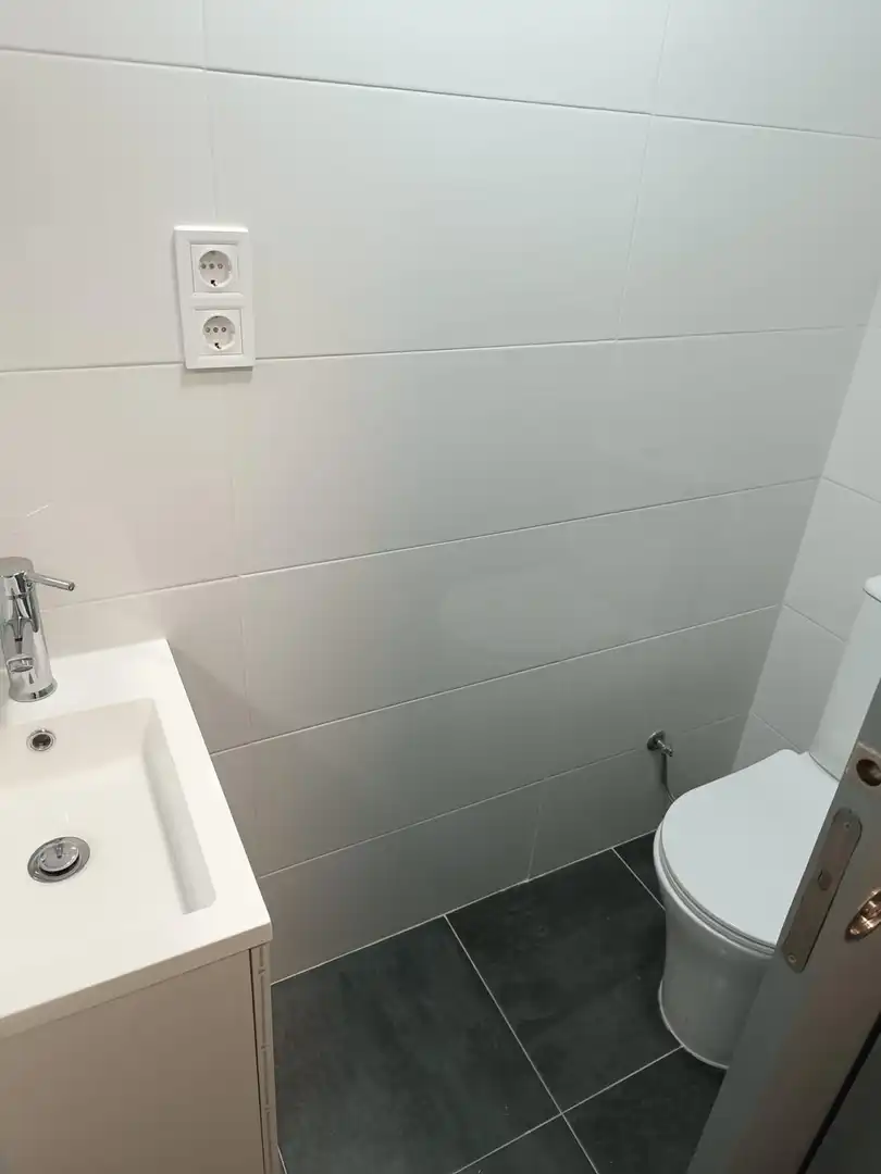 Bathroom of Flat for sale in Reus  with Furnished and Balcony