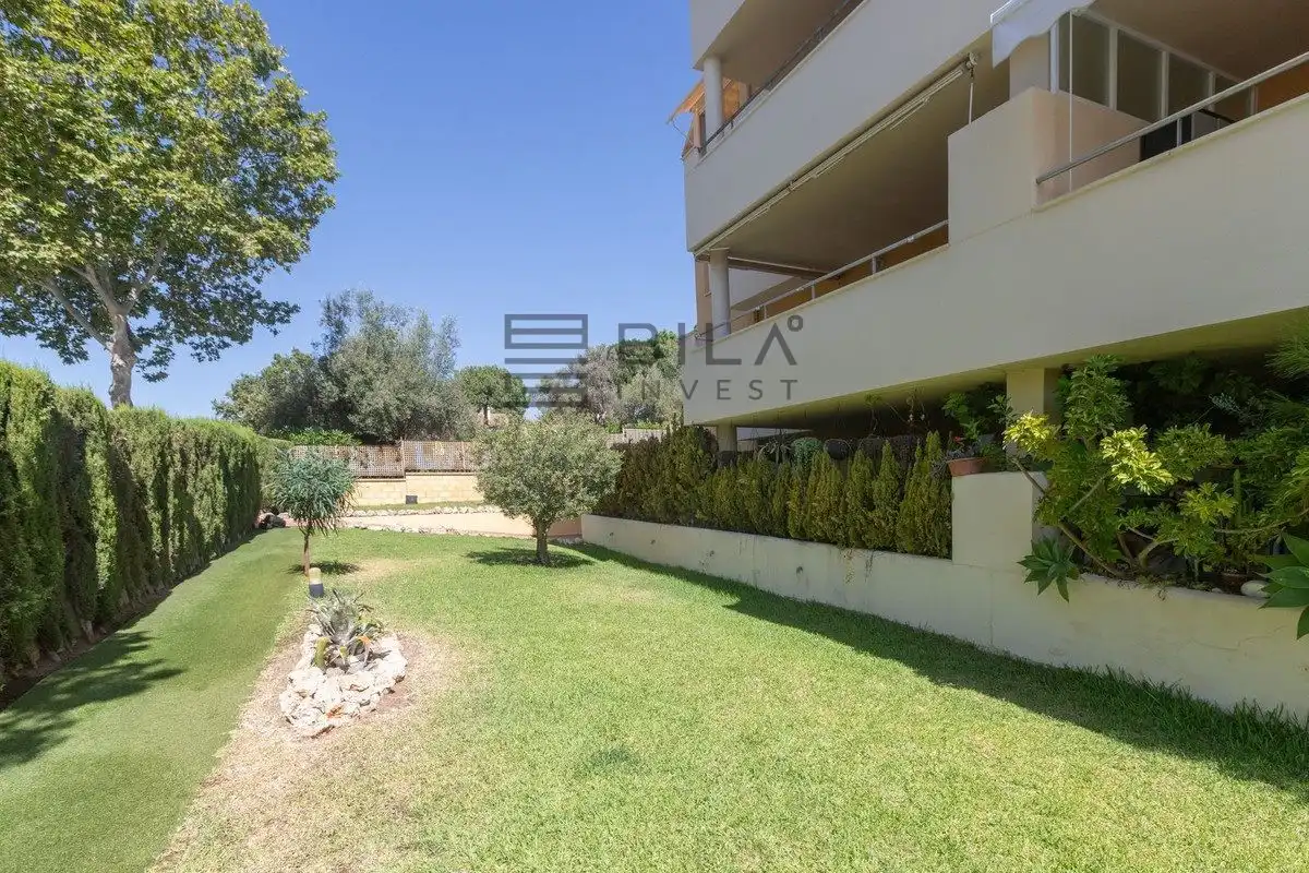 Garden of Flat for sale in Marbella  with Air Conditioner, Terrace and Swimming Pool