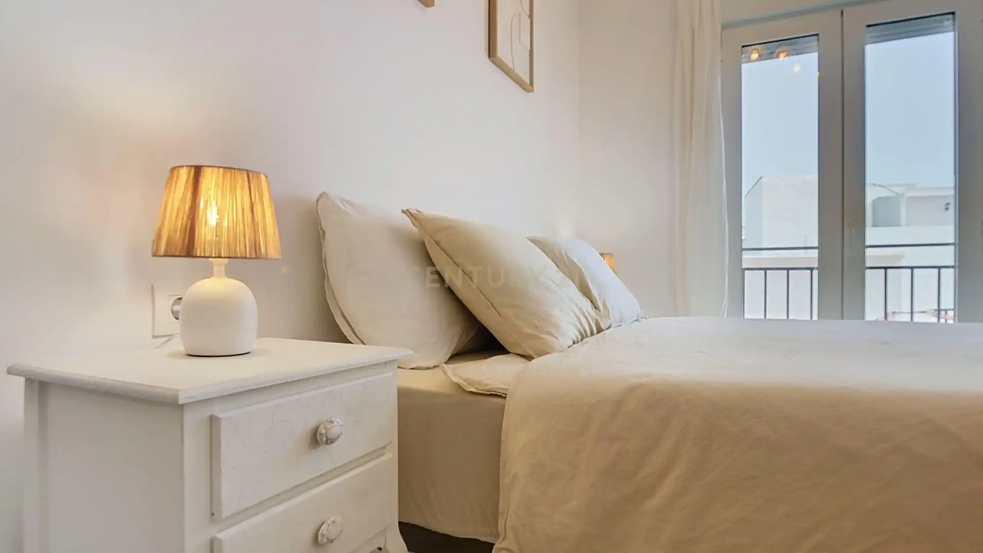 Schlafzimmer von Wohnungen zur Miete in Mijas mit Klimaanlage, Ofen und Waschmaschine