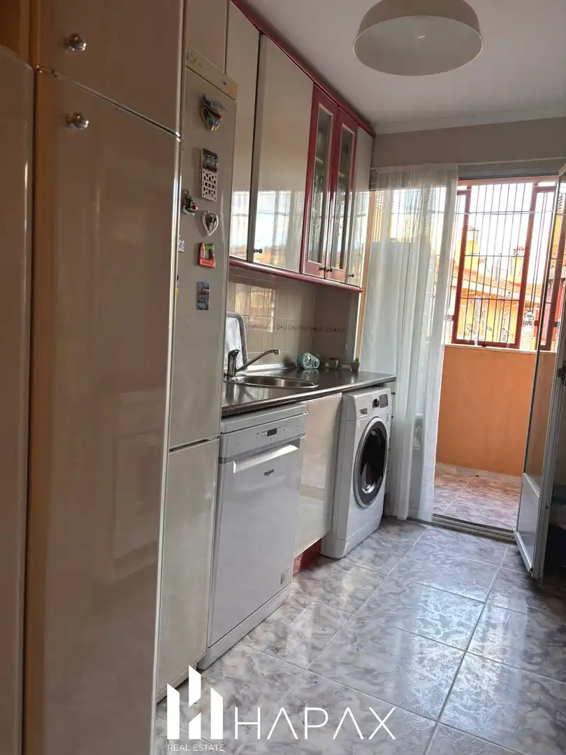 Cuina de Pis en venda en Salamanca amb Calefacció, Terrassa i Traster
