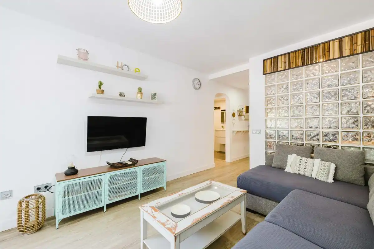 Sala de estar de Piso en venta en Torremolinos con Aire acondicionado, Calefacción y Jardín privado