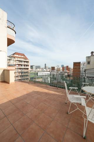 Ático en Venta en Carrer d'Olzinelles en Sants