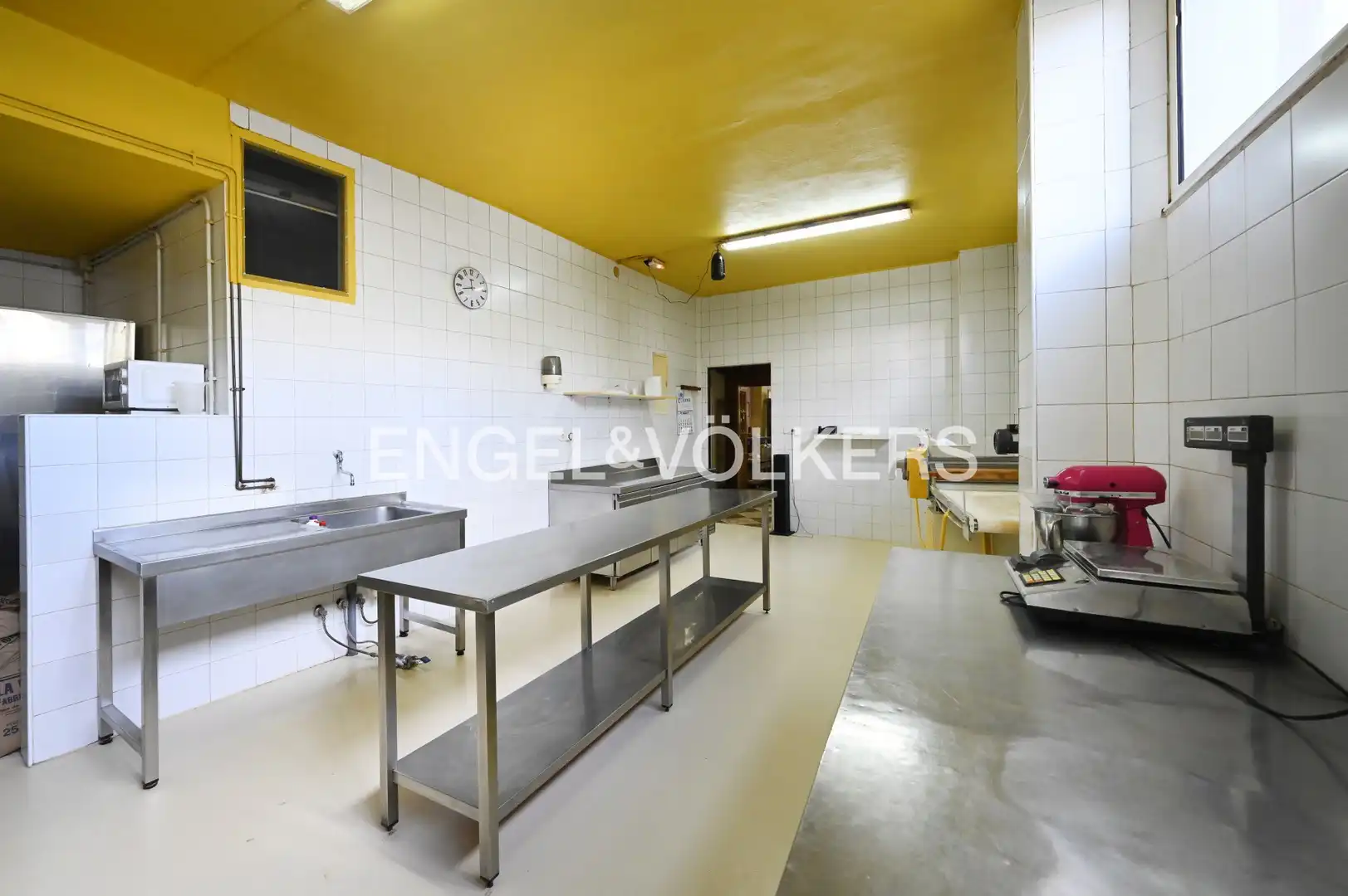 Cocina de Casa o chalet en venta en Corvera de Toranzo con Calefacción, Terraza y Balcón