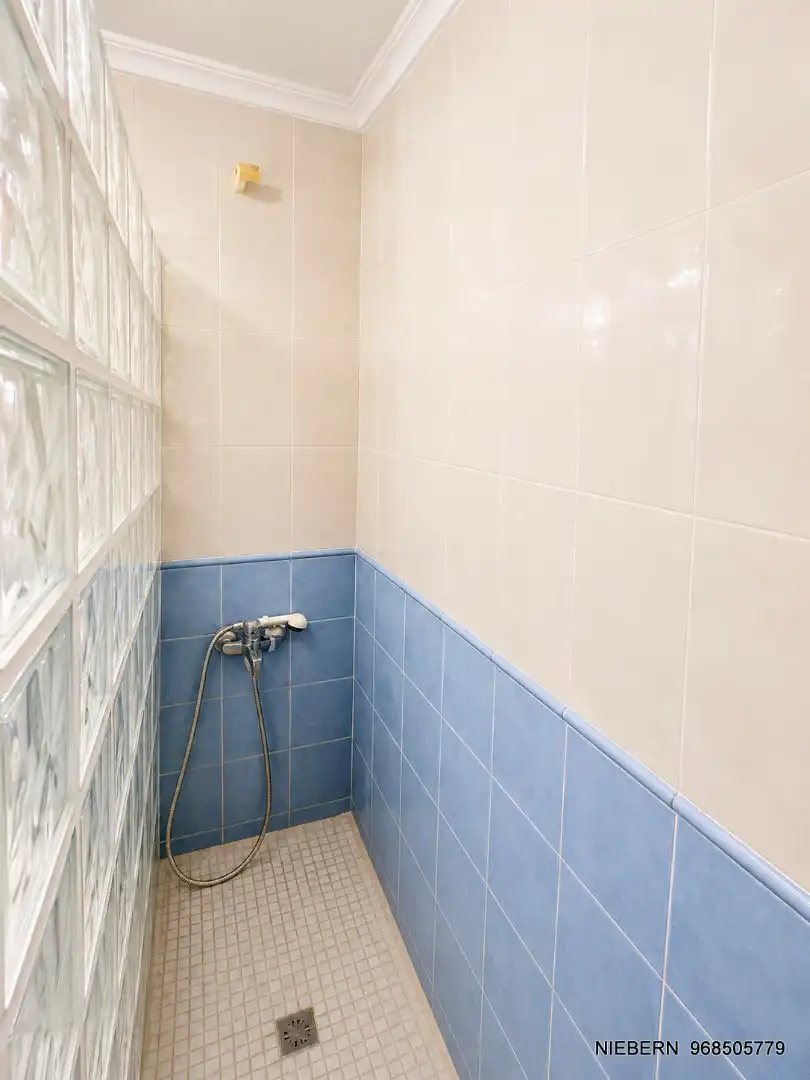 Baño de Piso en venta en Cartagena con Aire acondicionado y Amueblado