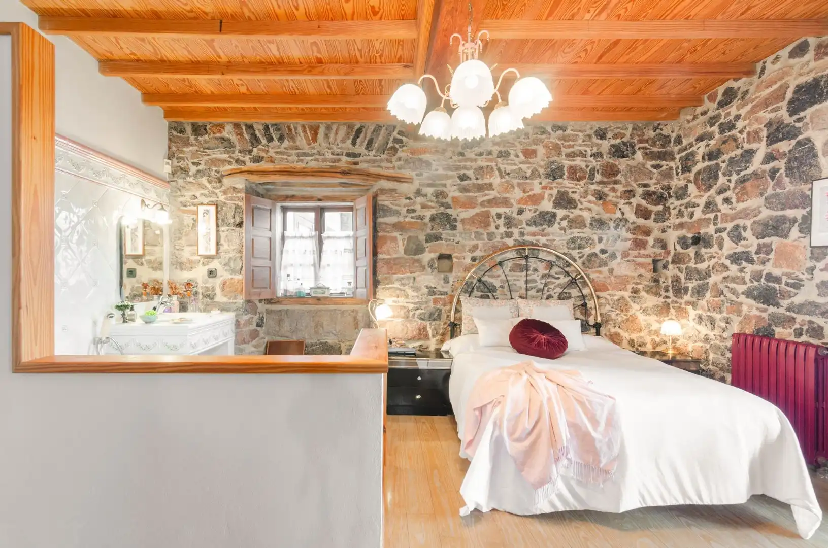 Habitación de Casa o chalet en venta en Avilés con Calefacción, Jardín privado y Terraza