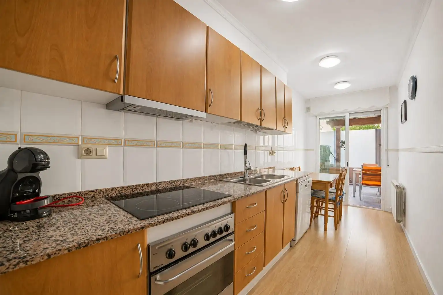 Cocina de Casa adosada en venta en Girona con Terraza y Alarma