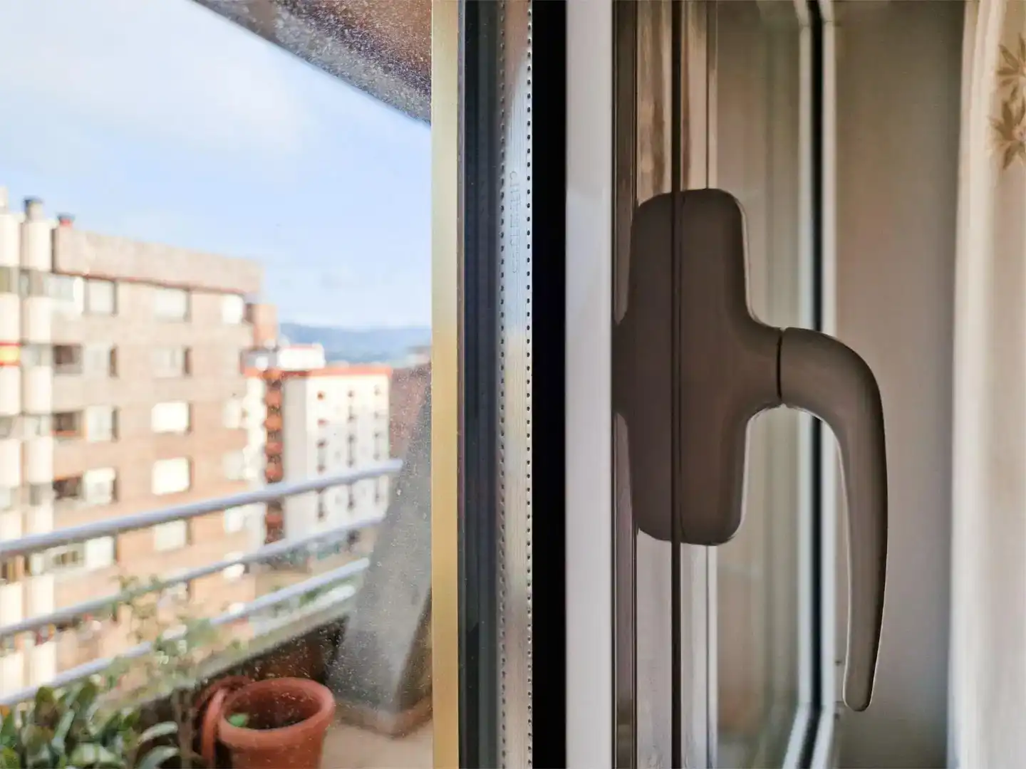 Terraza de Piso de alquiler en Gijón  con Parquet y Amueblado