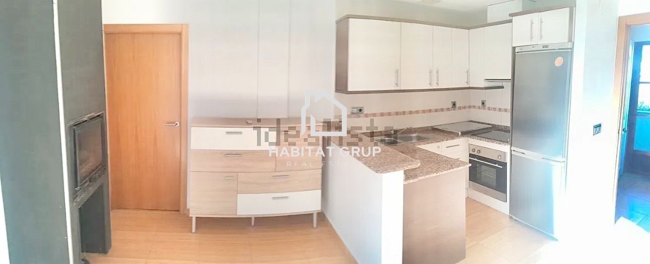 Kitchen of Single-family semi-detached for sale in Sant Jaume d'Enveja  with Air Conditioner, Heating and Terrace