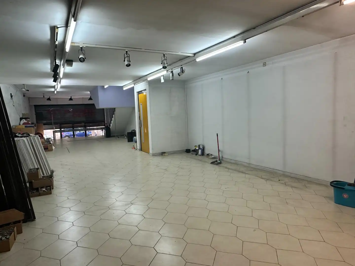 Gebäude zum Verkauf in Rubí
