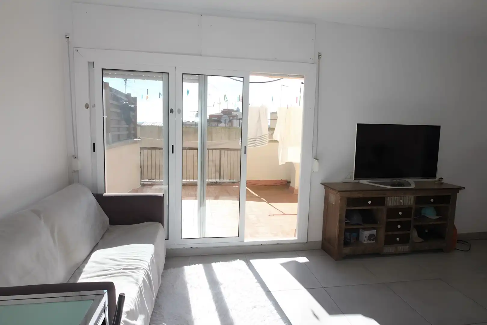 Sala d'estar de Àtic en venda en Figueres amb Terrassa
