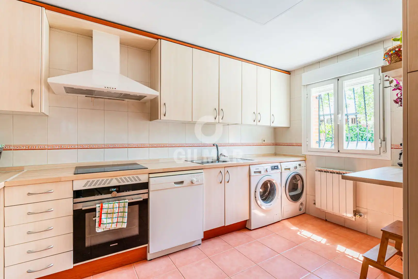 Kitchen of Houses for sale in Moraleja de Enmedio  with Heating, Private garden and Swimming Pool